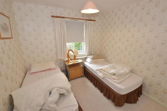 2 bed Detached Bungalow to rent Image 7