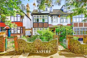 69, Ditton Court Road, Westcliff-on-sea SS0 7HF