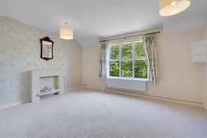 36, Chichester Close, Hampton TW12 3QJ
