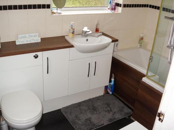 9CastletonGrove_dp_1