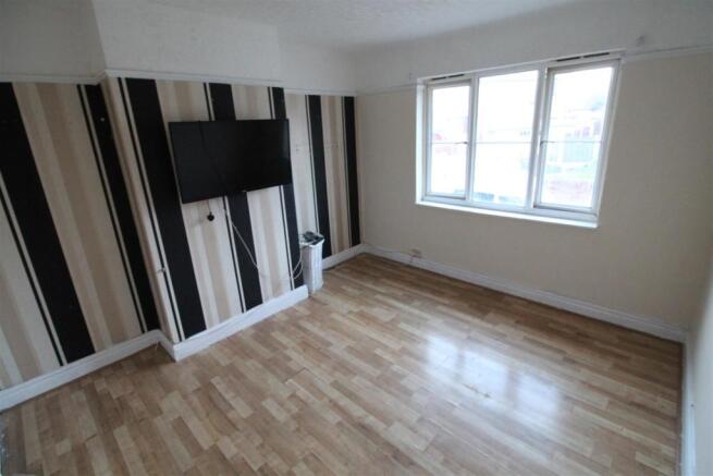 Master Bedroom.JPG