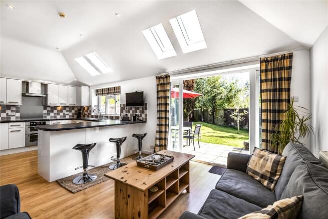 Kitchen/family room