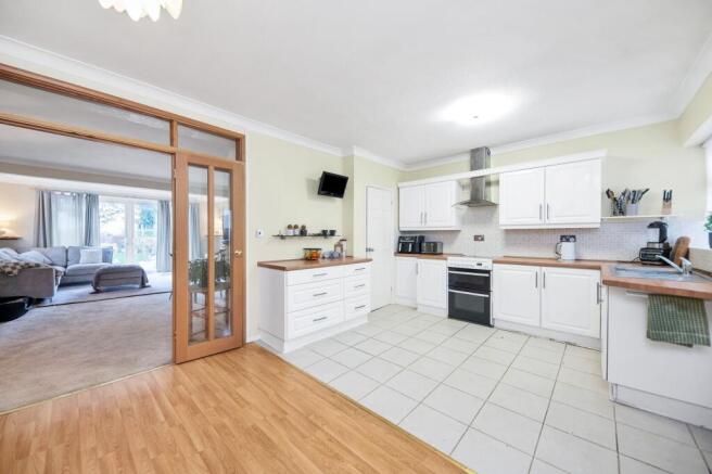 Nightingale Avenue, Bassingbourn, SG8 photo 4