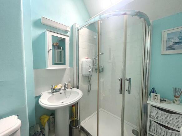 Bathroom.JPG