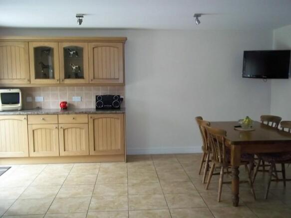 Kitchen / Breakfast Room