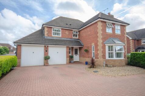 Heathfields, Downend, Bristol, BS16 6HT