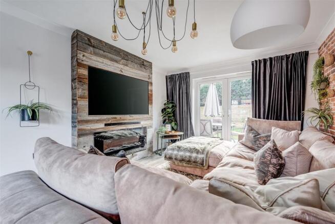 9BlueberryCourt(Interior)(4of27).jpg