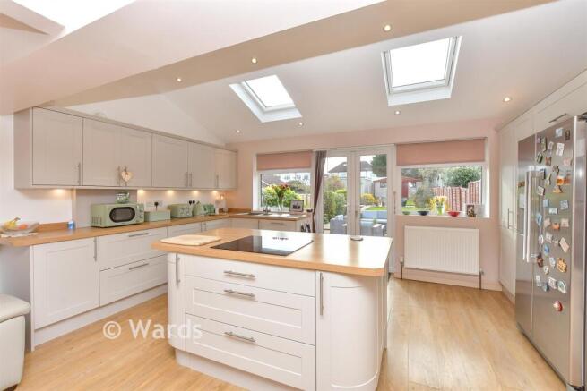 Kitchen/Breakfast Area
