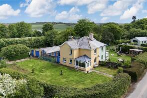 1, East Barton Cottages, Track Past Church Farm, Bideford EX39 4PE