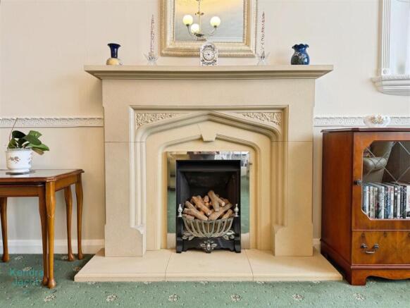 3 bed Detached Bungalow for sale Image 5