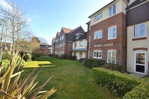 21, Russell Lodge, Branksomewood Road, Fleet GU51 4JS