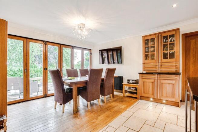 3 bed Detached Bungalow for sale Image 7