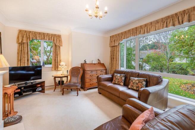 Living room, Brindles