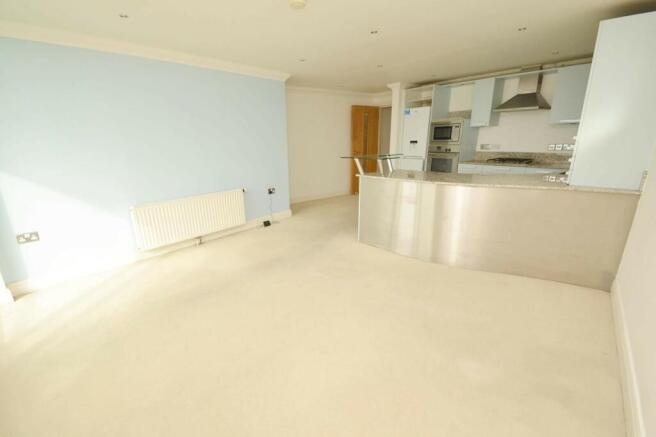 Lounge/Kitchen