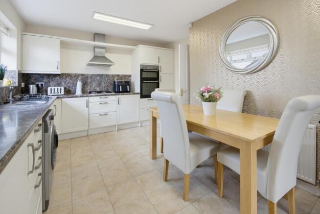 3 bed Detached Bungalow for sale Image 7