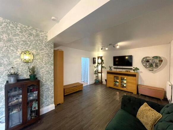 Through Lounge