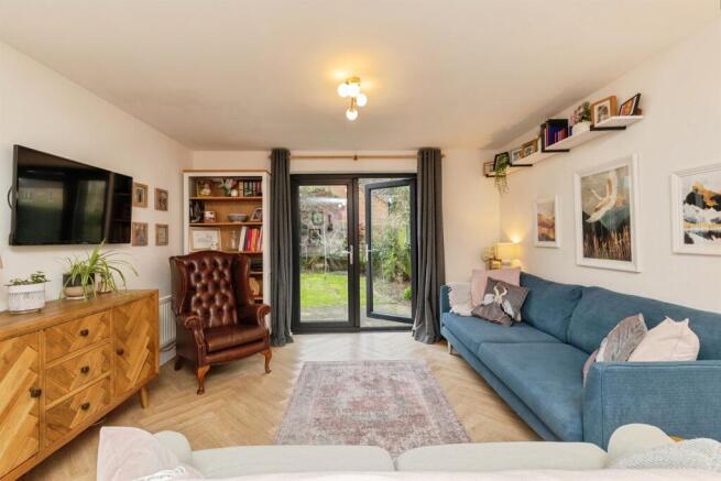 Kings Drive, Stoke Gifford, Bristol photo 2