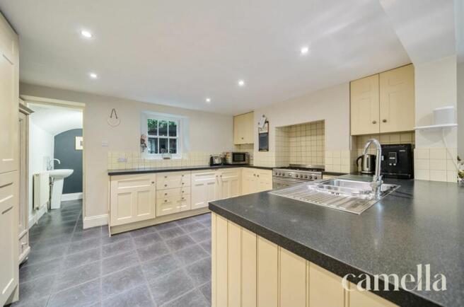Kitchen/Dining Area