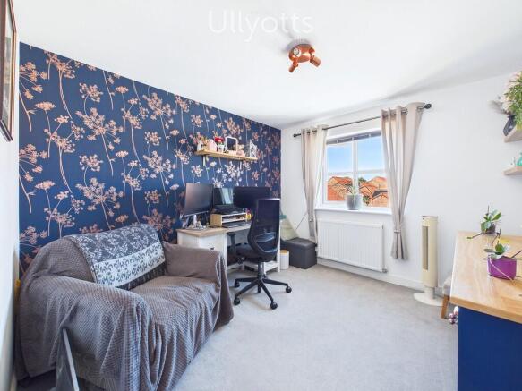 4 bed Detached for sale Image 10