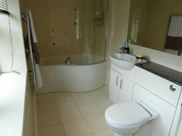 En-suite Bathroom