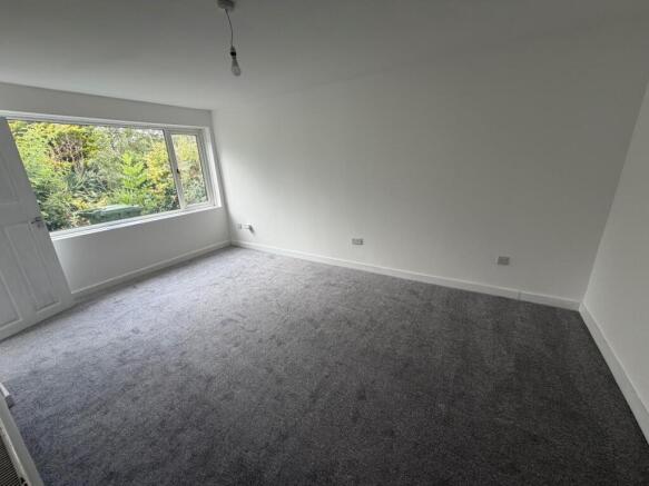 Living Room2.jpg