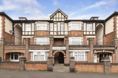 Woodgrange Avenue, Kenton