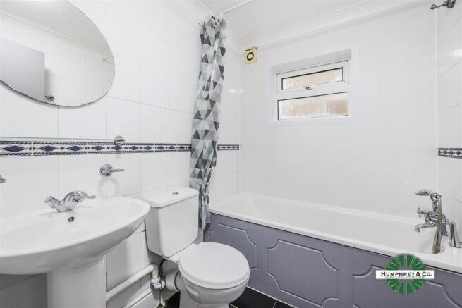 flat 1   21 Boundary Road -007.jpg