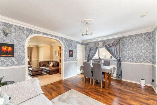 3 bed Semi-Detached for sale Image 5