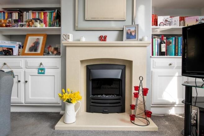 lounge fireplace