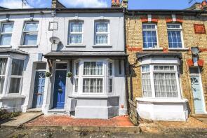 3, Edward Grove, New Barnet, Barnet EN4 8BA