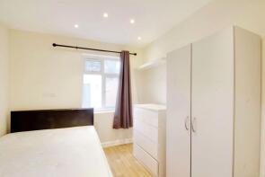14, Willow Tree Close, Hayes UB4 9DB