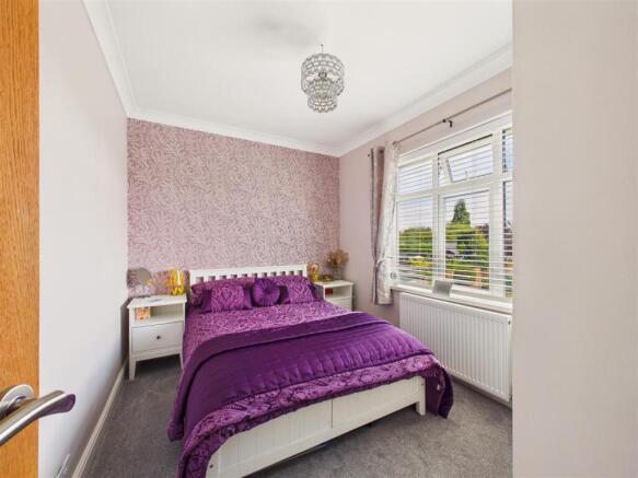 3 bed Semi-Detached for sale Image 8