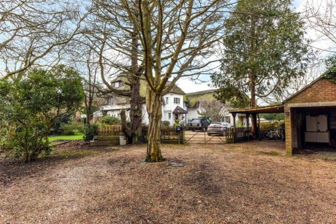 Garages & Grounds