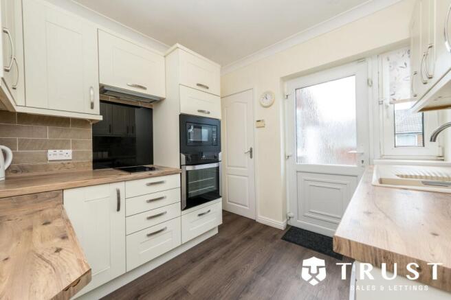 2 bed Semi-Detached for sale Image 4