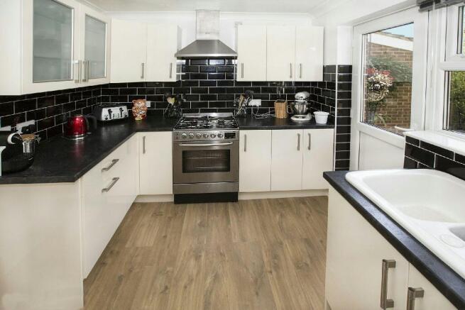 Kitchen 2