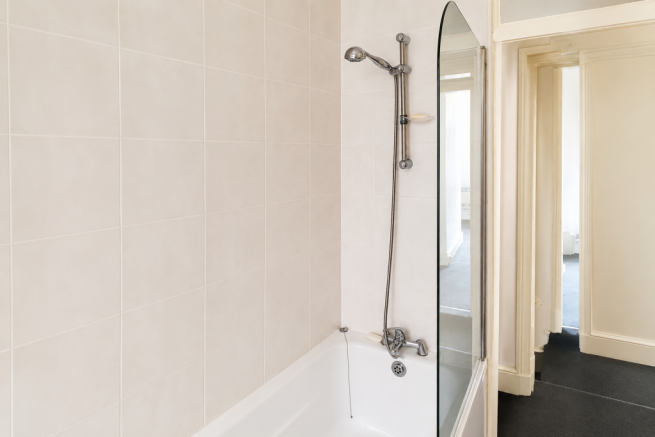 2 bed Terraced for sale Image 11
