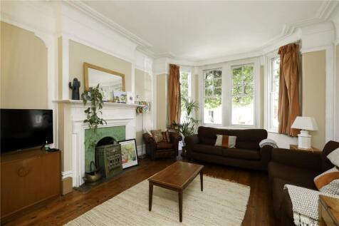 Woodgrange Avenue, London, W5