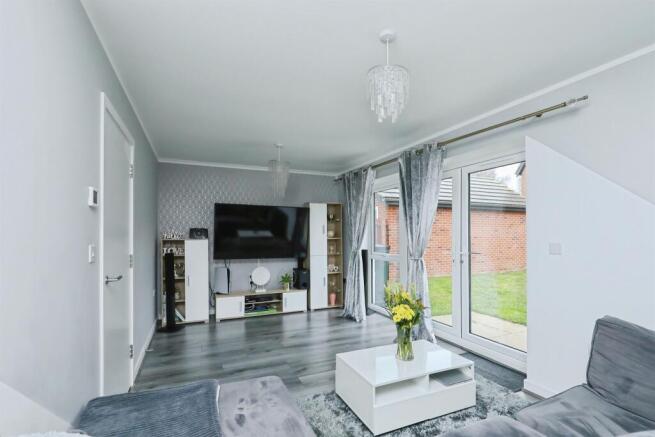 Badger Drive, Watton, Thetford photo 4