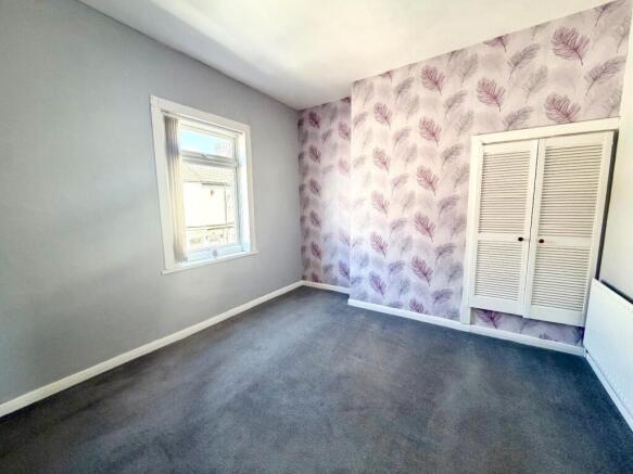 2 bed Terraced for sale Image 5