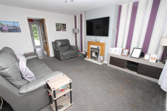 3 bed Semi-Detached for sale Image 5