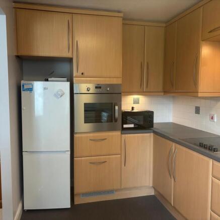 2 bed Apartment for sale Image 4