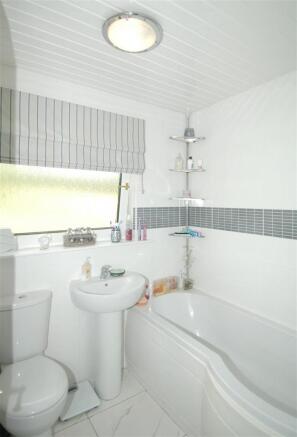5g-29ChurchHillBathroomPrint..jpg