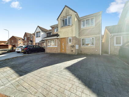 Clos Ysbyty, Cimla, Neath, SA11 3PH