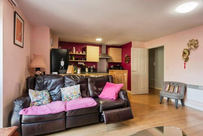 Lounge/Kitchen