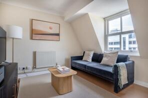 26, Hayward's Place, London EC1R 0EH