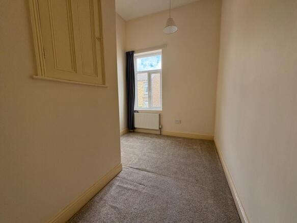 2 bed Terraced for sale Image 5