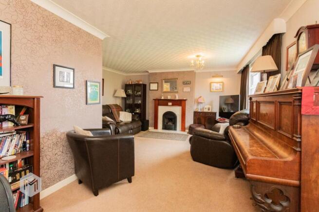 Whitegate, Bolton, BL3 photo 4