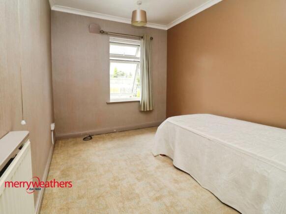 3 bed Semi-Detached for sale Image 12