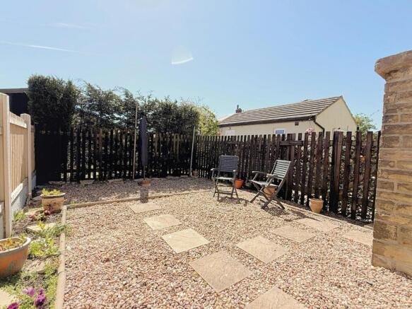 2 bed Semi-Detached for sale Image 7