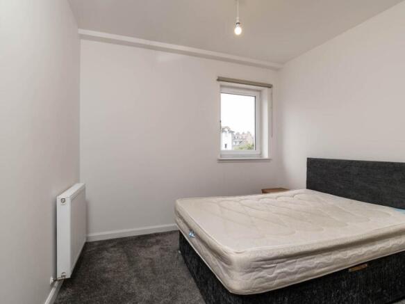 63149_SQFT_5G_Duff_S
